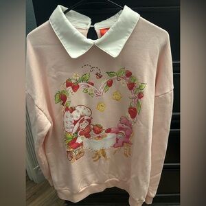 Charming Pink Graphic Sweatshirt with Collar